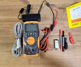 U1252B AGILENT Keysight Handheld Digital Multimeter Dmm