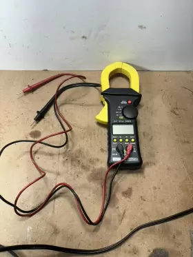 ACD-330T AMPROBE Tester Looks