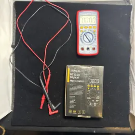 132A ASTROAI Digital Multimeter Trms Volt Meter Manual Auto