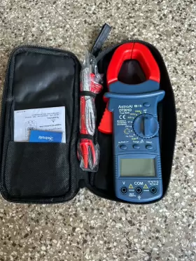 DT201D ASTROAI Trms Auto Digital Clamp Meter Handheld