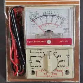 AM10 BECKMAN Circuitmate Vom Multitester Volts Milliamps