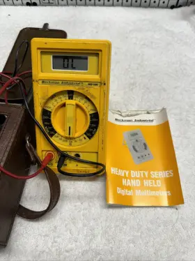 81009165 BECKMAN COULTER Digital Multimeter