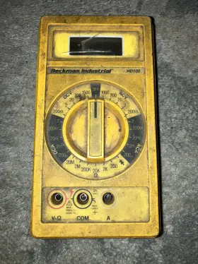 10731168 BECKMAN INDUSTRIAL Digital Multimeter
