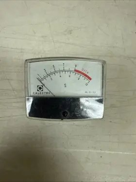 DI-931 CALECTRO Precision Meter Amp