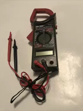 95652 CEN-TECH Digital Clamp Meter