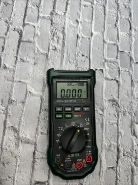 P98674 CENTECH Cen Multimeter Digital Ac Auto Manual Cords