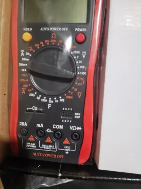 CSI2010 CIRCUIT SPECIALISTS Digital Multimeter Handheld Cat