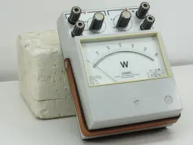 PLI-W-31 CONWAY Analog Volt Meter Vac Reading Amp #2