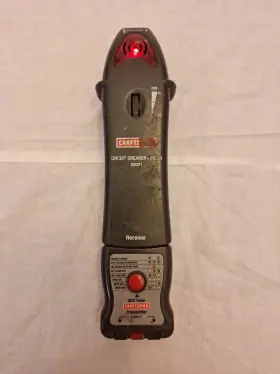 82021 CRAFTSMAN Circuit Testers Breaker Finder