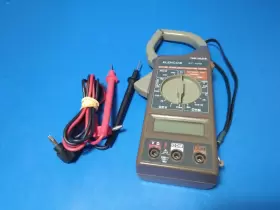ST-1010 ELENCO Clamp Digital Multimeter