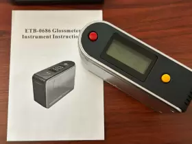 0686 ETB Glossmeter Variation #3