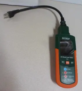 CT70 EXTECH Ac Circuit Analyzer
