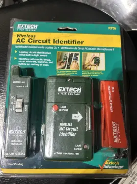 RT30 EXTECH Multimeters