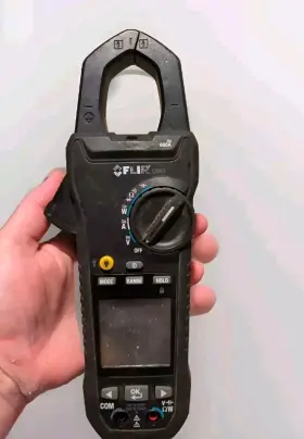 CM83 FLIR Power Clamp Meter