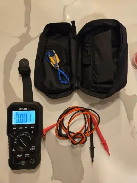 DM64 FLIR Hvac Digital Multimeter Thermometer Lead