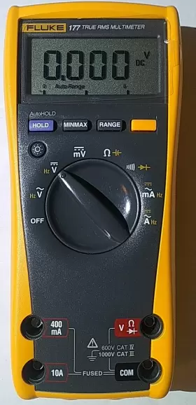 095969095198 FLUKE Digital Multimeter Box