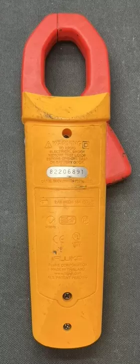 095969102728 FLUKE Clamp Meter Cat #3