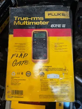 87-E FLUKE Multimeter
