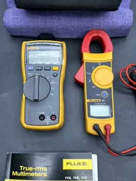 114-322 FLUKE Multimeter Clamp Meter Hvac Ac Voltage Kit #3