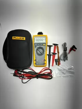 179-EDA2 FLUKE Digital Multimeter Kit #2