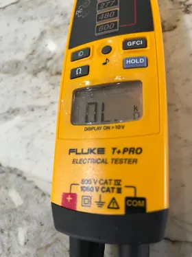 2548117 FLUKE Pro Electrical Tester #2