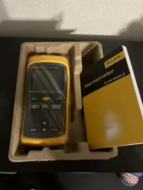 3795587 FLUKE Single Digital Thermocouple Thermometer #2
