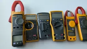 Fluke - Lot For Parts As-is Not Working Broken #2