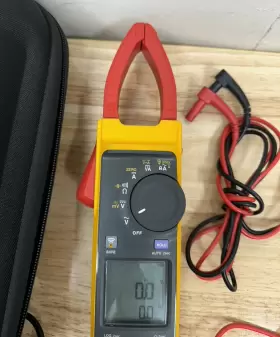 393FC-PVLEAD FLUKE Cat Clamp Meter Pomona Electroni #3