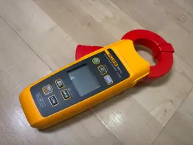 4709907 FLUKE Ac Leakage Jaw Digital Clamp Meter Cat #2