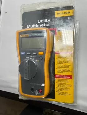 715933110978 FLUKE Utility Multimeter