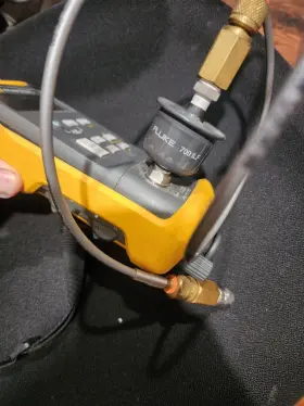 718-100G FLUKE Pressure Calibrator #2