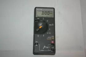 73-II FLUKE Digital Multimeter Dmm
