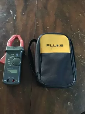 772345 FLUKE Clamp Meter Multimeter