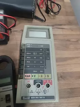 8020 FLUKE Multimeter Testers Amprobe Ultra Extech #2