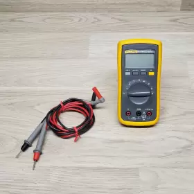 81438 FLUKE Multimeter Leads Battery