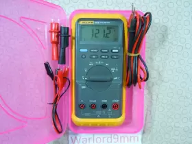 83-III FLUKE Multimeter Storage
