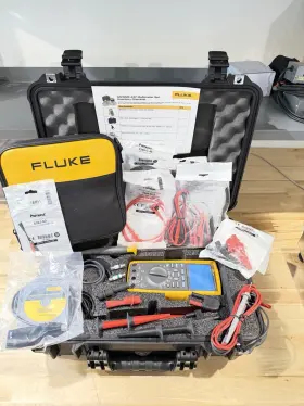 AN-GSM-437 FLUKE Digital Multimeter Tester Kit