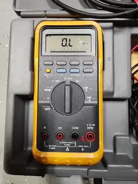 FLUKE-88V FLUKE Deluxe Multimeter Leads Extras #2