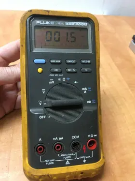 J39200 FLUKE Kent Moore Digital Multimeter #2