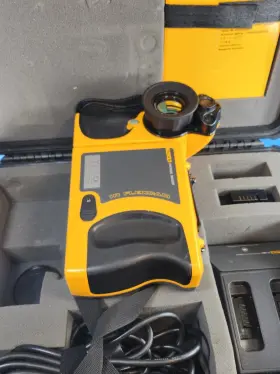 TI40 FLUKE Ir Infrared Thermal Imager Imaging Camera Clean #3