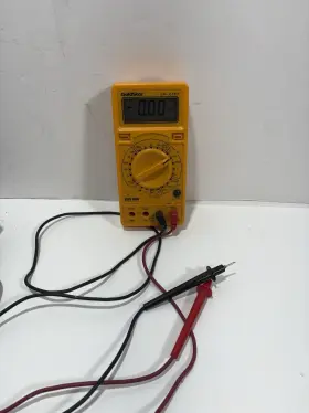 DM-7333 GOLDSTAR Digital Multimeter