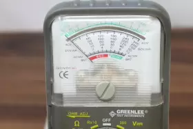 93-502 GREENLEE Analog Meter Battery #2