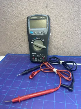 DM-110 GREENLEE Digital Multimeter