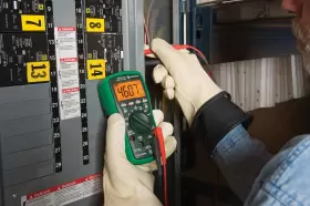 DM-510A GREENLEE Digital Multimeter Plant #2