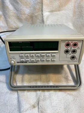 GOM-802 GW INSTEK Milliohm Meter