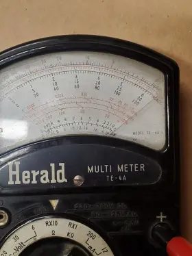 TE-13A HERALD Volt Milliammeter Meter