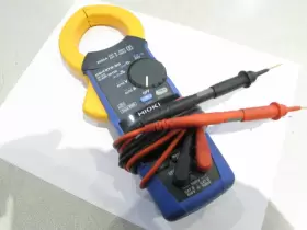 CM437350 HIOKI Ac Clamp Meter