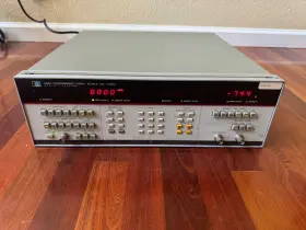 8165A HP Hewlett Packard Programmable Signal
