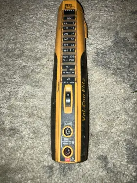 113583 IDEAL Vol Elite Digital Voltage Tester