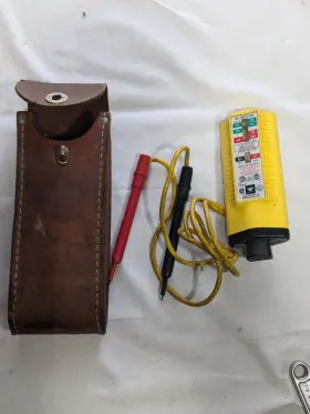 61-080 IDEAL Vol Voltage Continuity Tester Klein Tools
